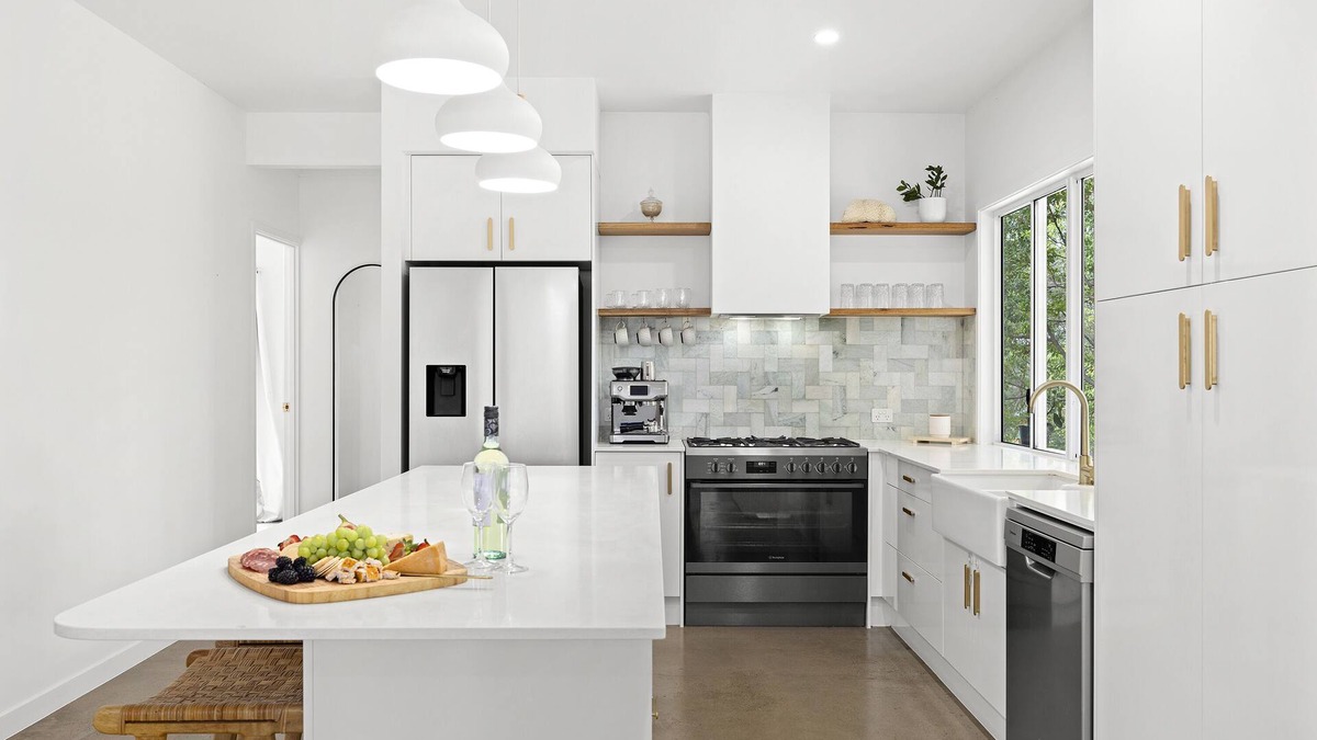 Ninderry House | Luxe Coastal Rainforest Oasis