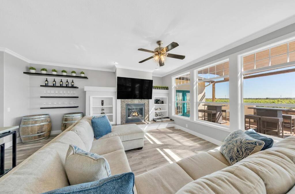 Clarksburg Apartment | Luxe & Comfy Vineyard Estate ~ Breathtaking Views!