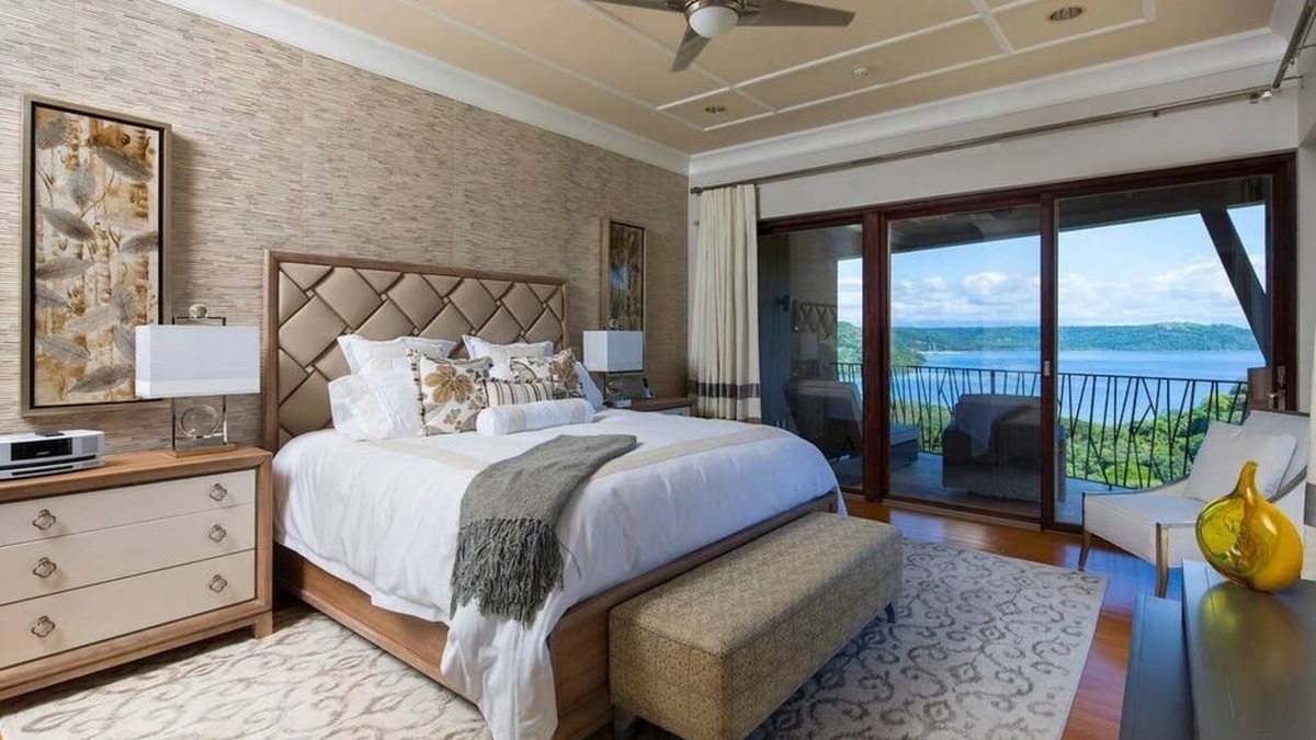 Papagayo Peninsula Condo | LUXE condo. Beautiful setting for adult groups and families. Complete renovation and new kitchen.