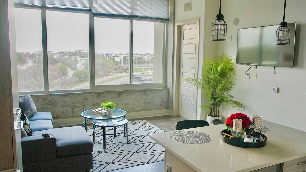 Peachtree Center Apartment | Luxe Downtown High-Rise-Stunning Views & Prime ATL Location Close to Attractions