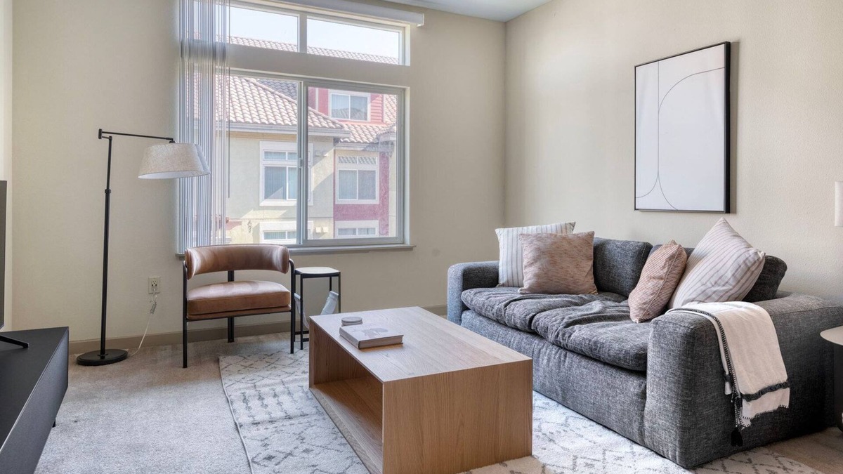 Dublin Apartment | Luxe Dublin 3BR w/Pool & Spa, nr BART & Groceries, by Blueground