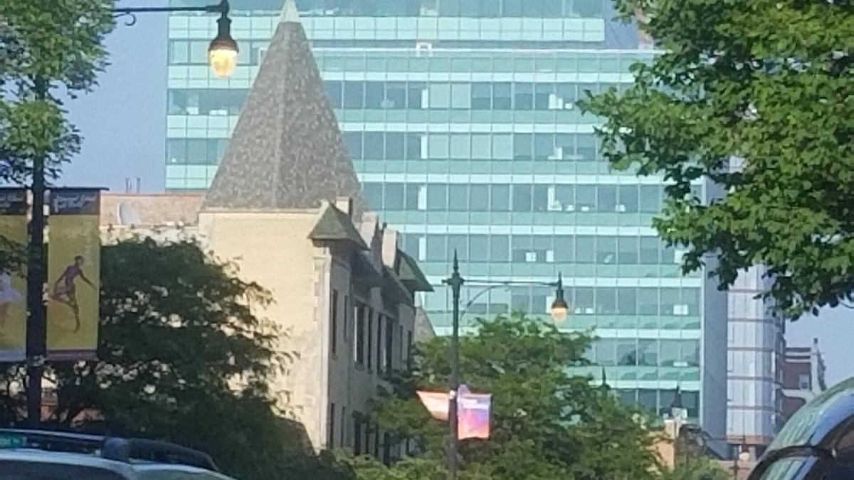 Greater Grand Crossing House | Luxe Duplex, Long/Short Stay, Free Park, Quick Hwy Access, 10 min to Gold Coast