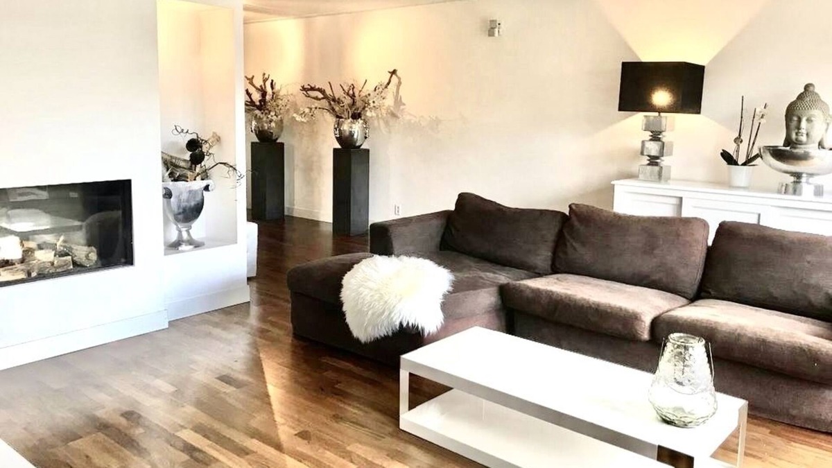 Leidschenveen-Ypenburg House | Luxe family house, 3 bedrooms, sunny garden on water & beach Scheveningen 15 min