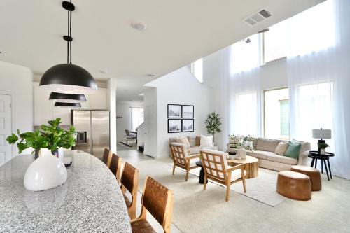 Little Elm House | Luxe Living 4-bedroom with fireplace & game room