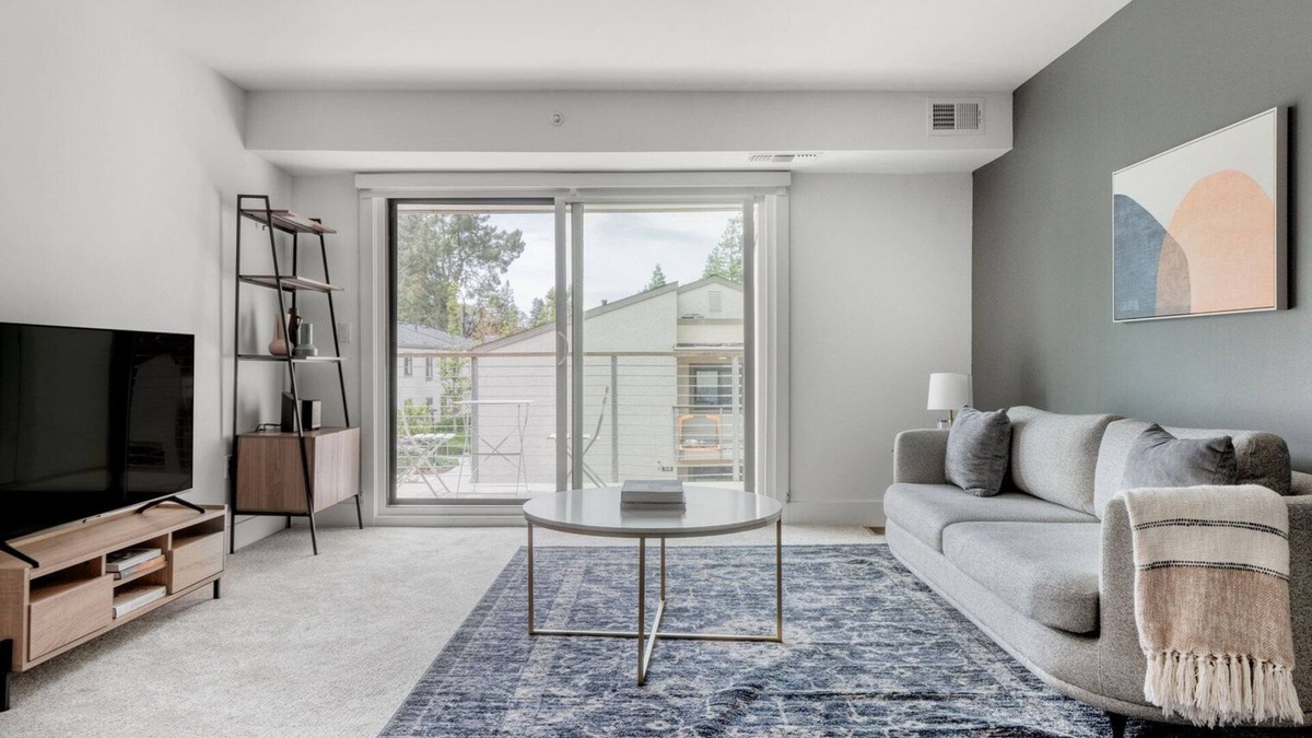 Sharon Heights Apartment | Luxe Menlo Park 1BR w/Pool, Tennis & A/C, nr Shopping, by Blueground