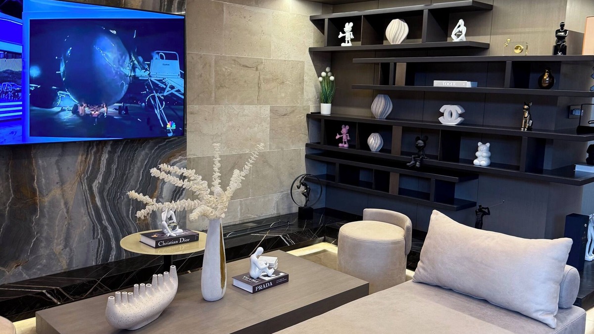 Kfardebian Villa | Luxe Mount Villa Partial SeaView