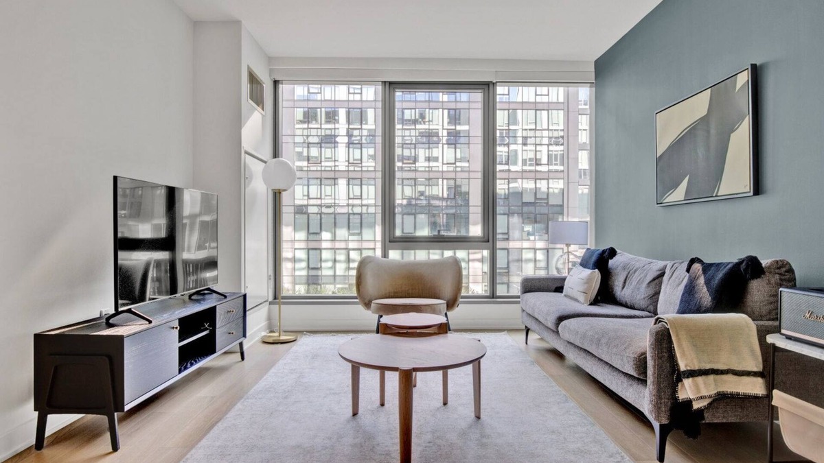 Navy Yard Apartment | Luxe Navy Yard 1BR w/Gym, Rooftop Pool, walk to Nats Park, by Blueground