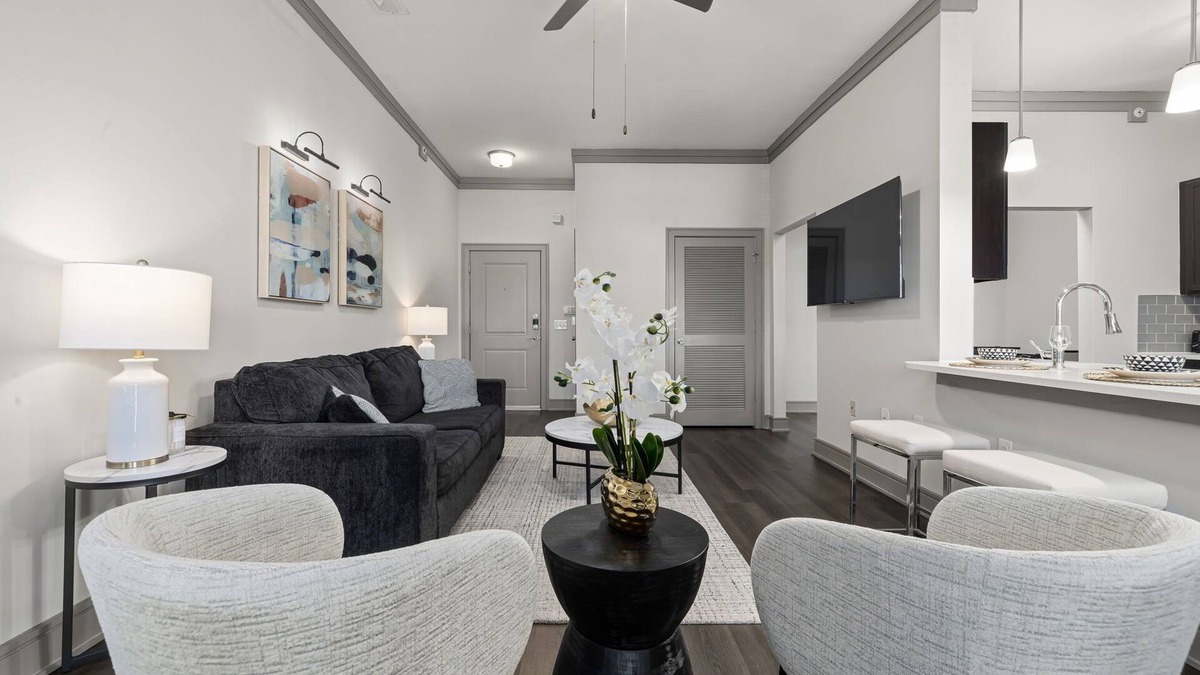 Northeast Raleigh Apartment | Luxe Retreat in North Hills