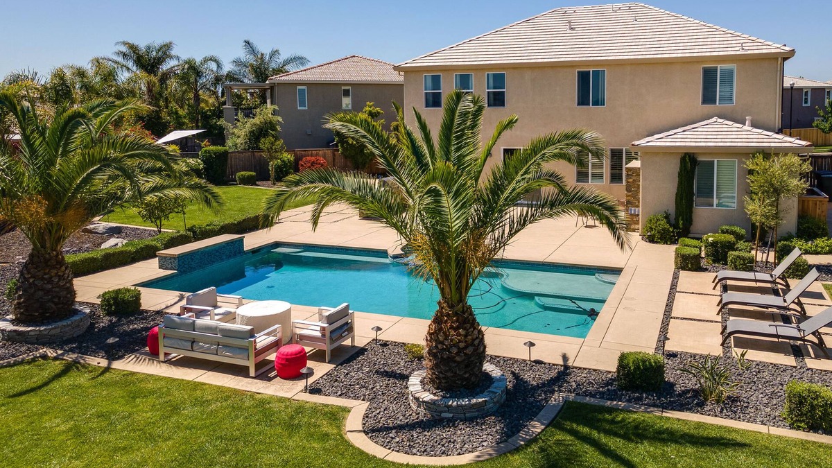 Roseville House | Luxe Roseville Home w/Pool & Hot Tub!