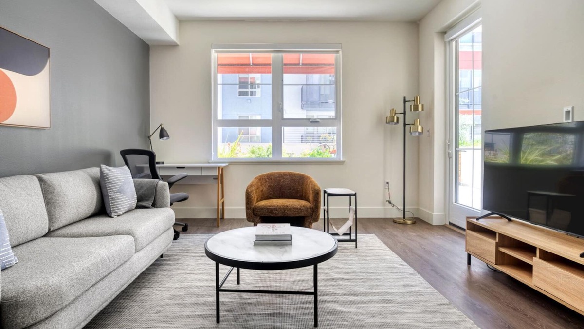 Central San Mateo Apartment | Luxe San Mateo 1BR w/Gym, Roof Deck & W/D, near Caltrain, by Blueground