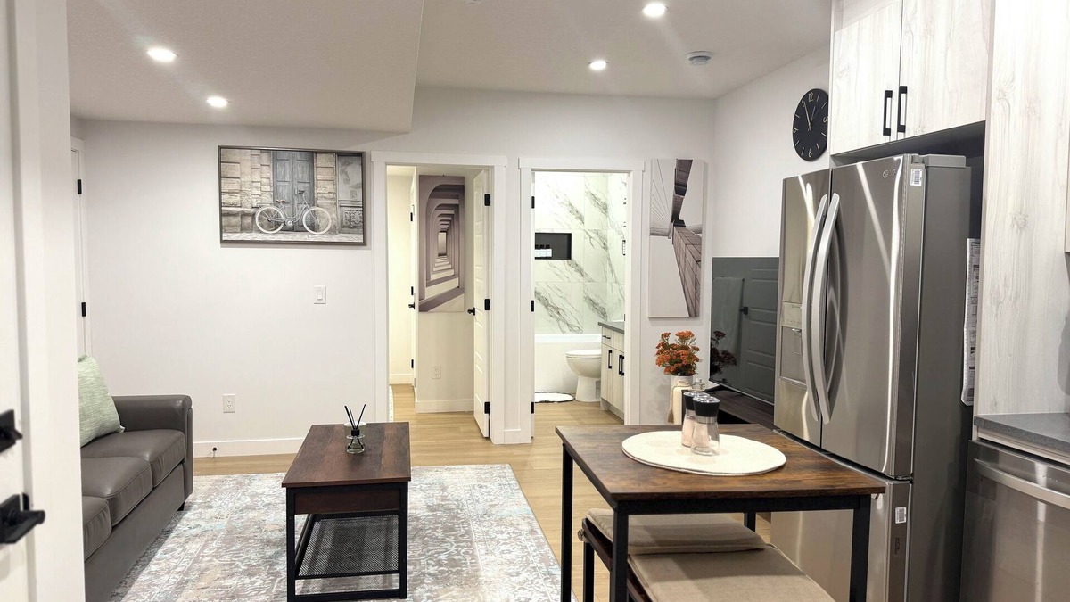 Calgary Apartment | Luxe Stay with a Designer Touch