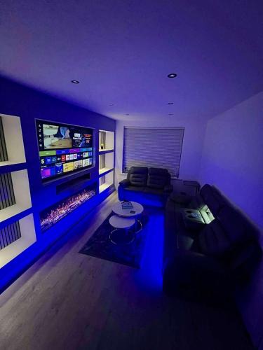 High Hazels House | Luxeliving The Larch Residence