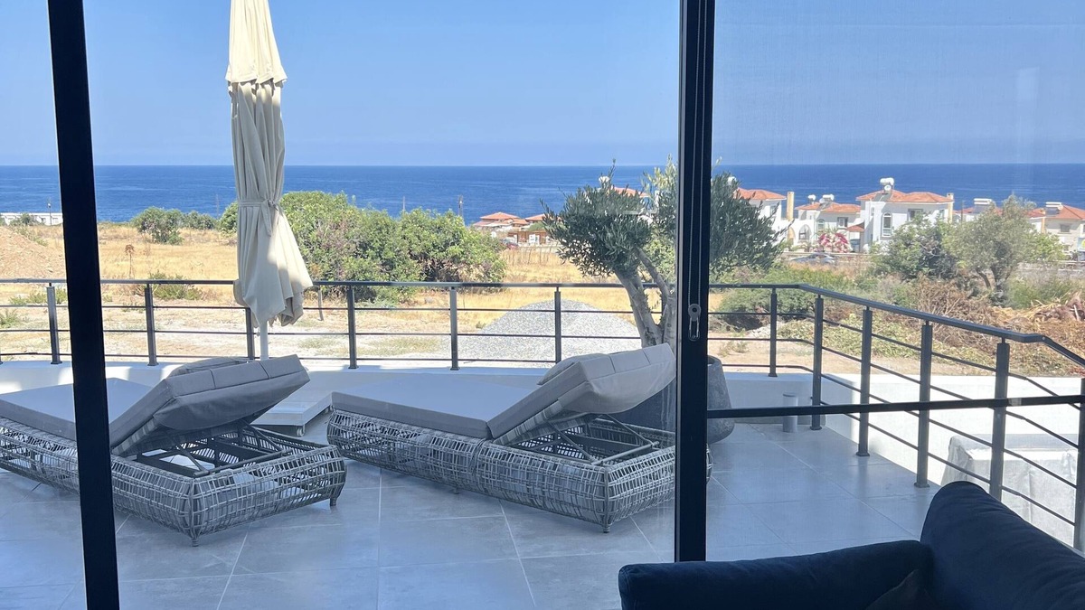 Bahceli Villa | LUXERY 4 Bed Villa - Big Heated Pool - Air Con - Wi-Fi - DESIGNED for FAMILY'S