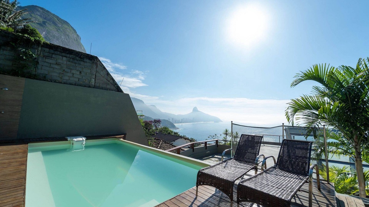 Joatinga House | LUXOBRASIL #RJ739 Joá Mansion 06 Suites Vacation Rental