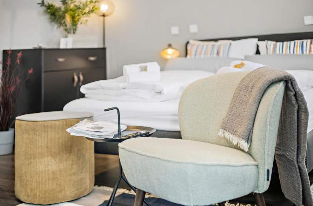 Antonviertel Apartment | LUXOMES - Stylish & Design Apartments - Kitchen