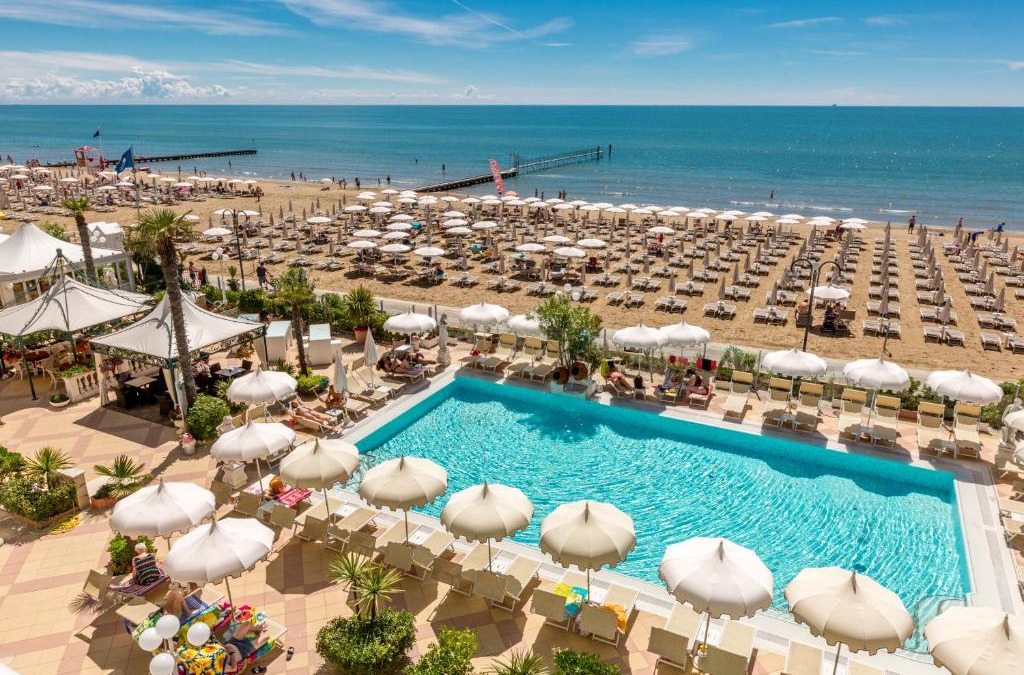 Faro Hotel | Luxor e Cairo The Beach Resort