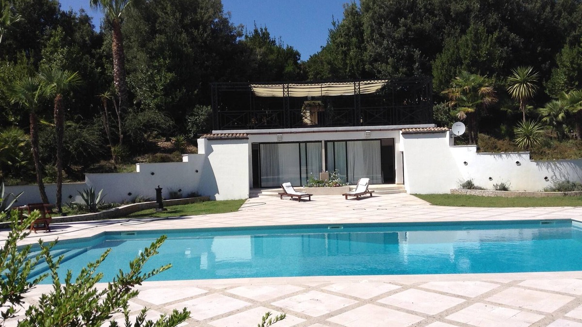 Campagnano di Roma Villa | Luxory villa with pool 20 minutes from Rome
