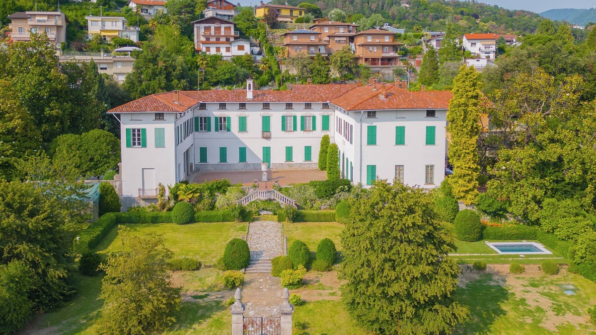 San Fermo della Battaglia Villa | Luxury Apartments in Villa Cardinal Ciceri