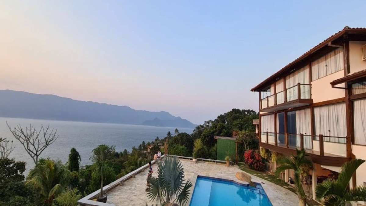 Sao Pedro House | Luxuosa Residencia em Ilhabela