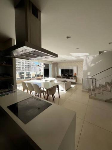 Marista Apartment | Luxuoso Duplex com Vista Panorâmica no Coração de Goiânia