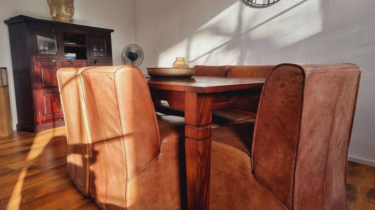 Solingen Apartment | Luxuriöse großzügige Wohnung mit 3 Schlafzimmer, Terrasse