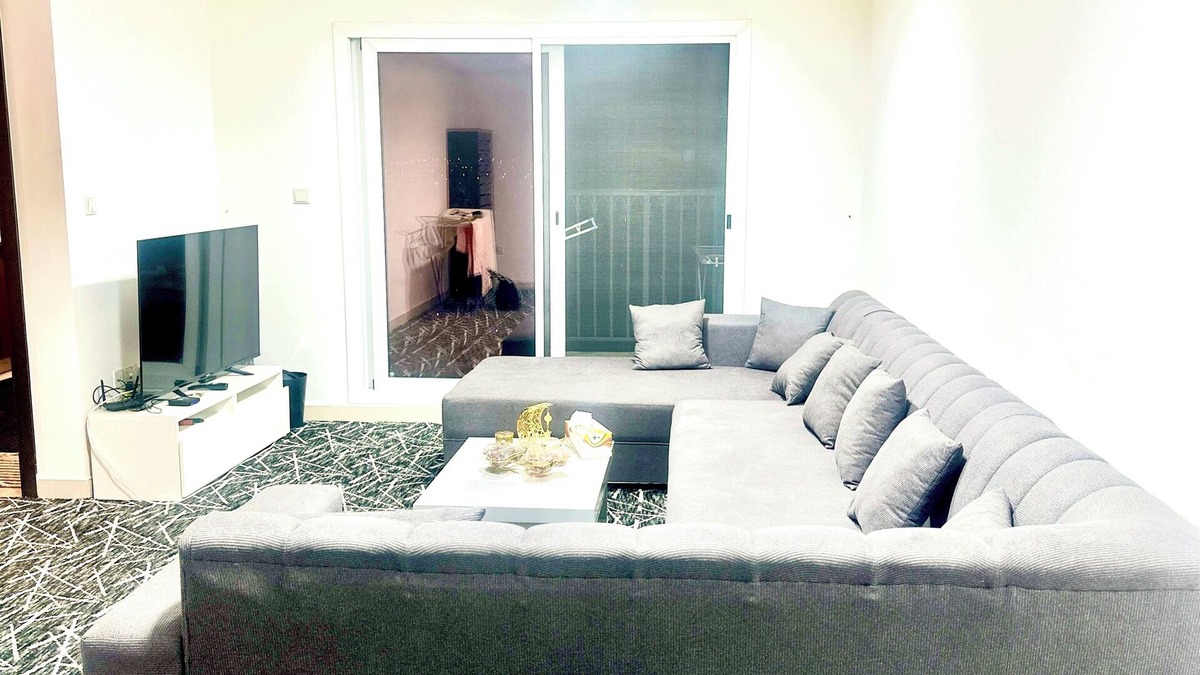 Dubai Apartment | Luxurious 1-bedroom apartment in a prime location close to Dubai airport
