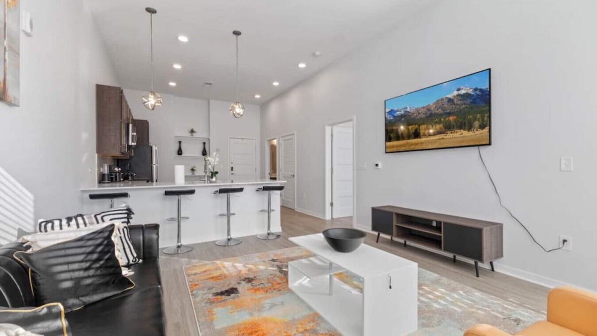 Fishers Apartment | Luxurious 1-Bedroom Fishers
