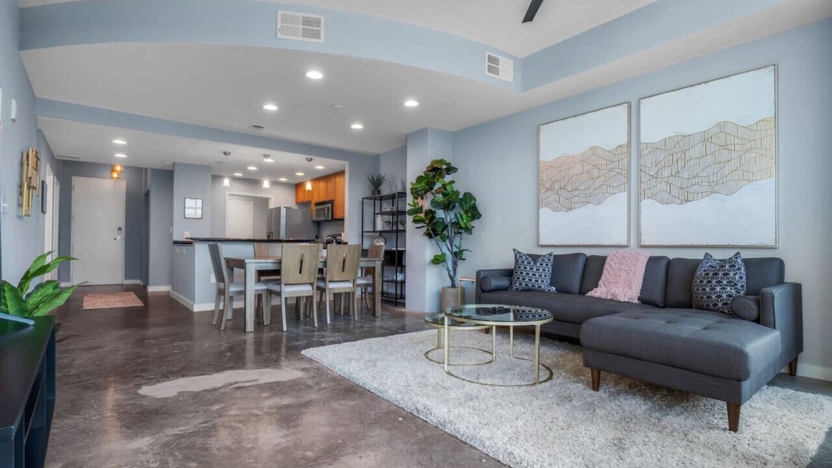 South Eola Apartment | Luxurious 2/2 Downtown Apartment