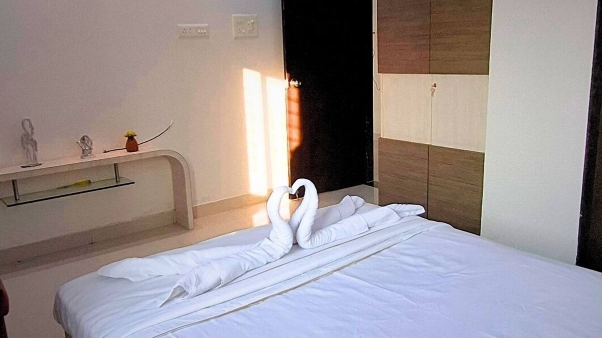 Nagpur Apartment | Luxurious 2-Bedroom Apartment with Premium Amenities and Serene Surroundings