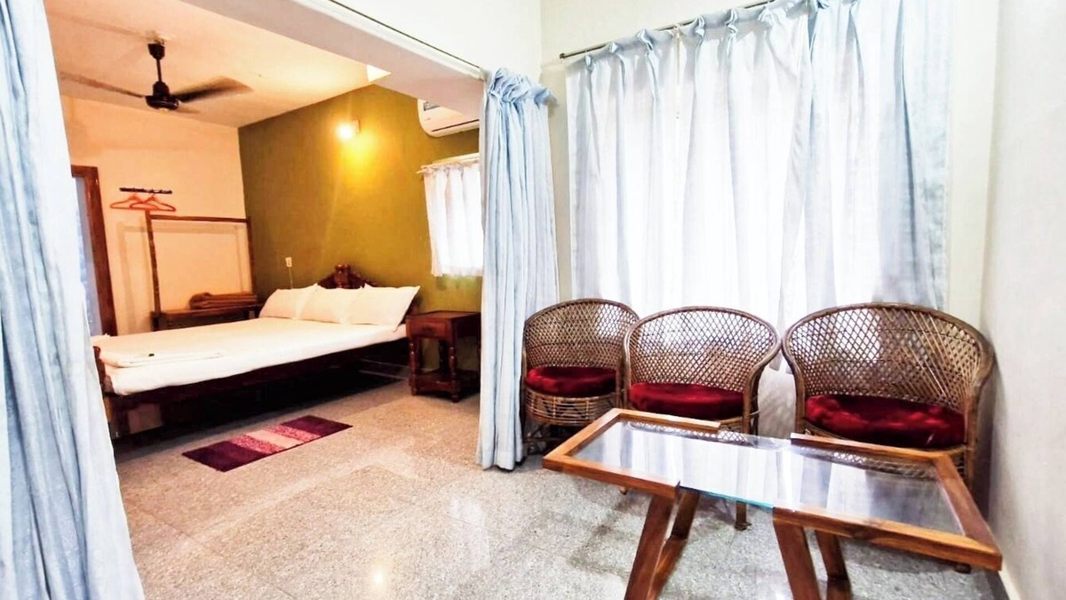 Varkala Bed & Breakfast | Luxurious 2 King bed BnB