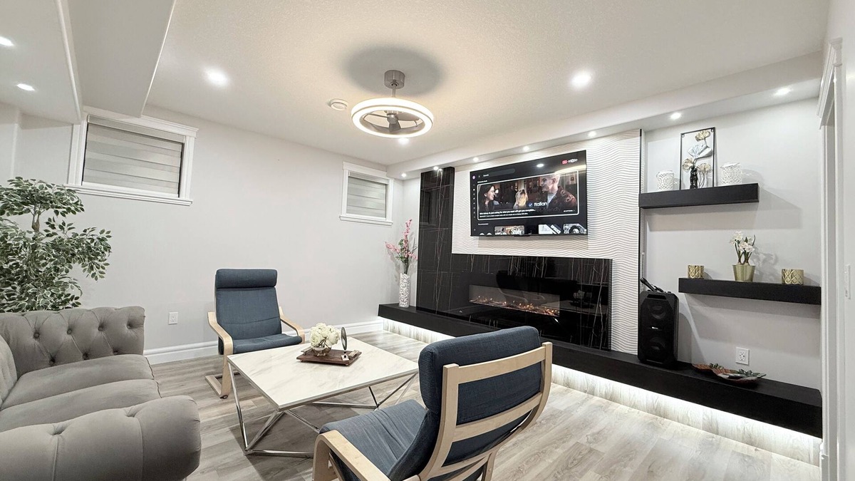 Leduc County House | Luxurious 3-bed Suite, 10 min to shopping malls & airport, Modern Finishings