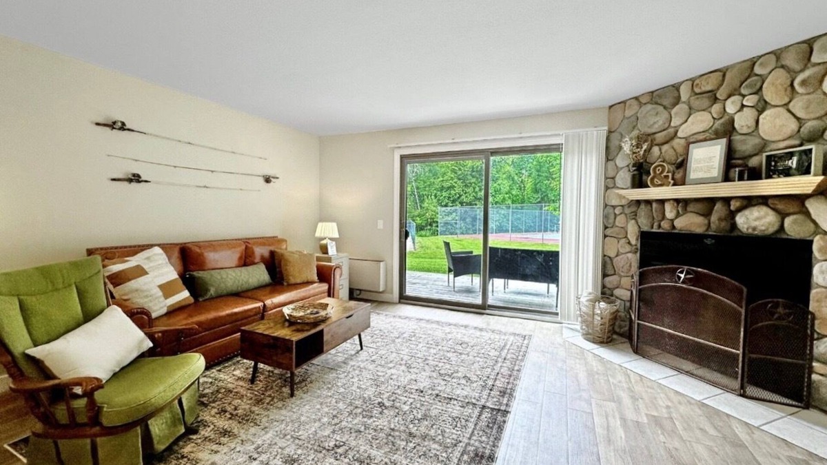 Hill City House | Luxurious 3BR | Resort Townhome Retreat | Near Trails, Golf, Dock Access