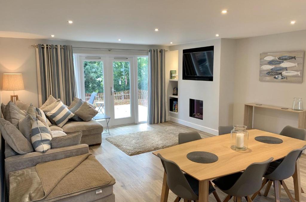St Austell House | Luxurious 4 Bedroom New England Style Villa - Trewhiddle V13