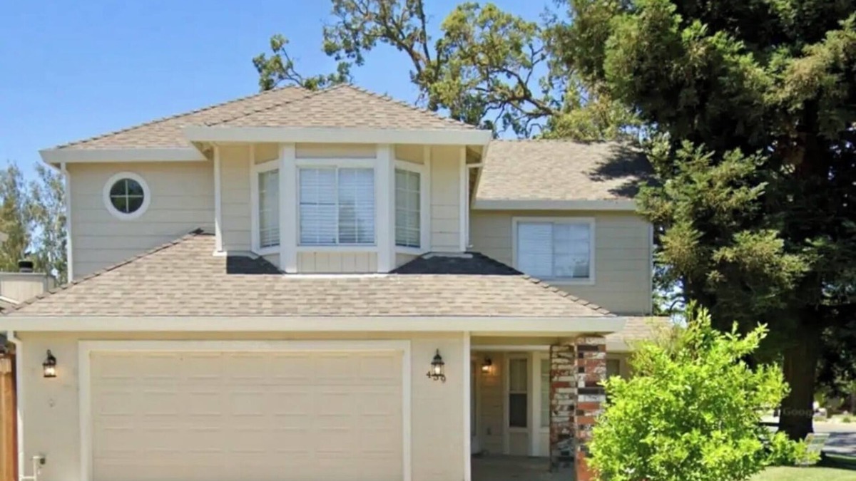 Pocket House | Luxurious 4-bedroom “Casa del Rio” house next to the Sacramento River