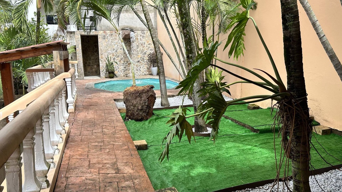 Comayagua House | Luxurious 4BDR house located in Comayagua with swimming pool, sauna, pool table