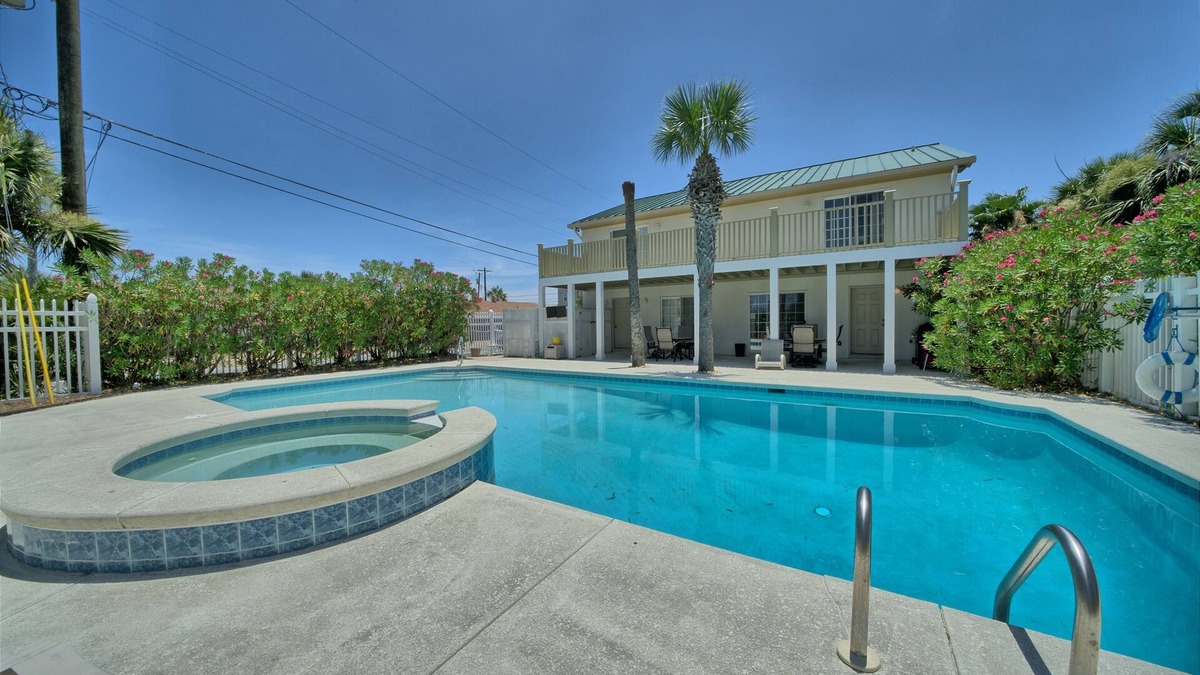 Bel Air House | Luxurious 6 BR Beachfront Villa