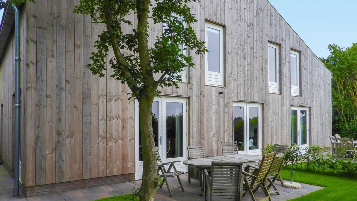 Grijpskerke House | Luxurious 8-person holiday apartment with free Internet in Grijpskerke, Walcheren
