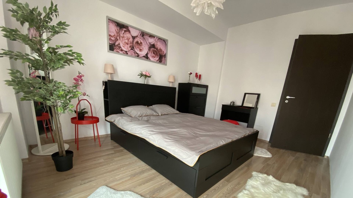 Bragadiru Apartment | Luxurious and Cosy Penthouse with private parking