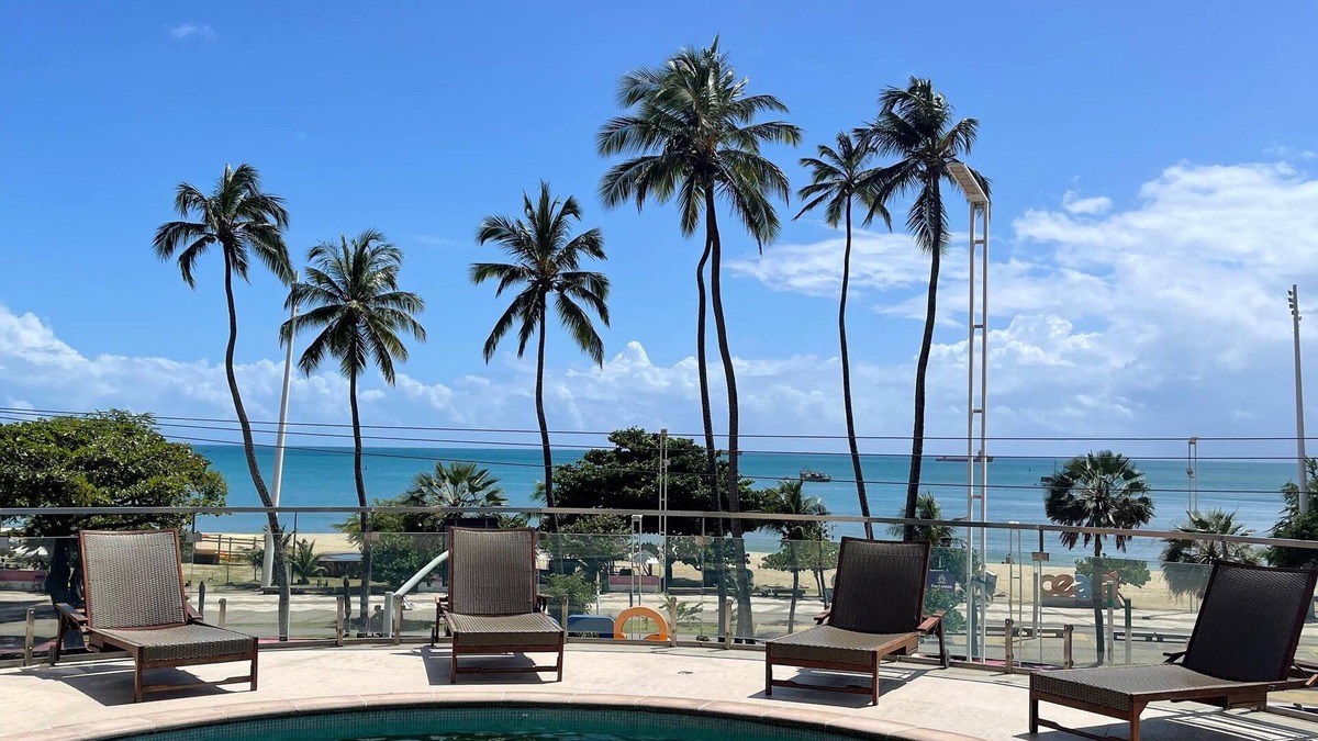 Mucuripe Apartment | Luxurious apartment in marvelous Beira mar Fortaleza with AC, WiFi and Sea view