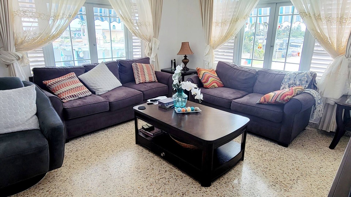 Algarrobo House | Luxurious Apartment Near Beaches, 2nd floor only.