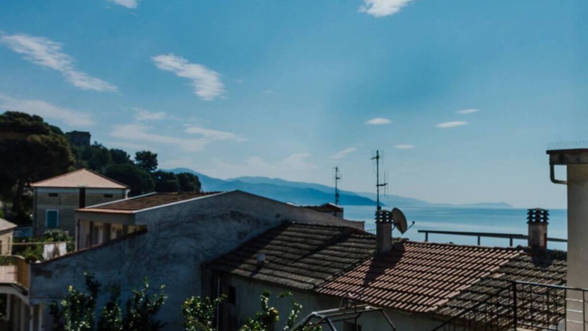 Pioppi Apartment | Luxurious apartment near the sea - Petra Suite