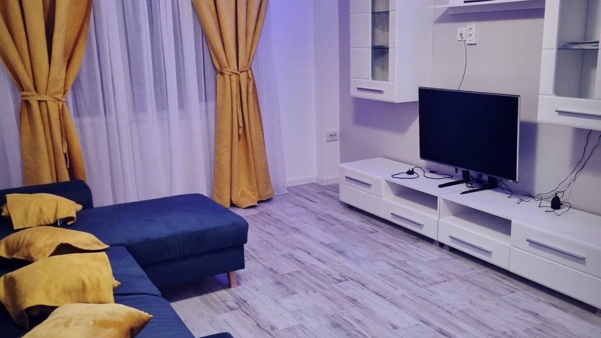 Corabia Apartment | Luxurious Apartment With 3 Rooms and 2 Bathrooms Claudia