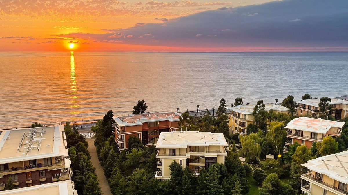 Ozurgeti Resort | Luxurious Apartments Near Batumi! Enjoy multiple pools, aqua park, restaurants.