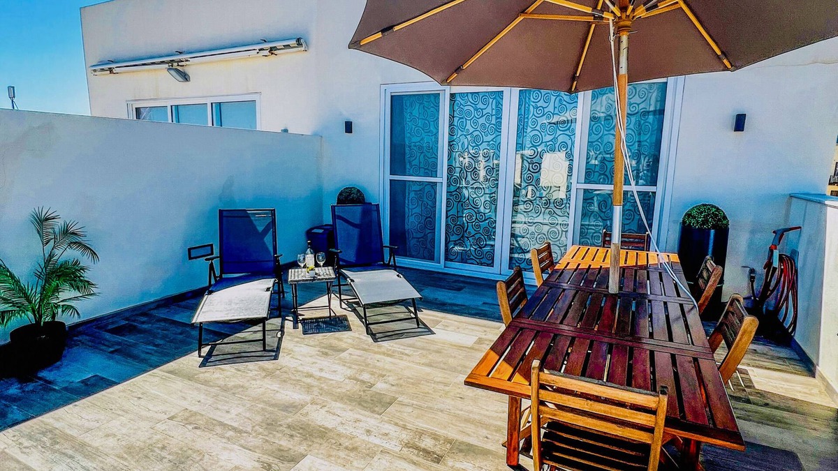 Ggantija Condo | Luxurious Brand New 3 Bedroomed Penthouse fully Air conditioned