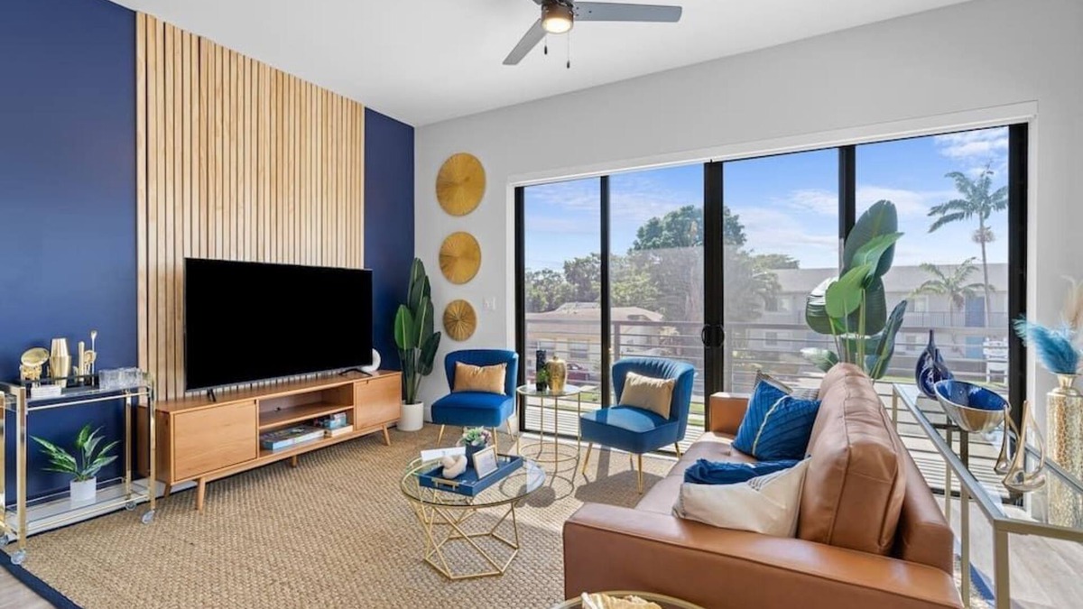 West Palm Beach Apartment | Luxurious Brand-New Coastal 2 Bedroom