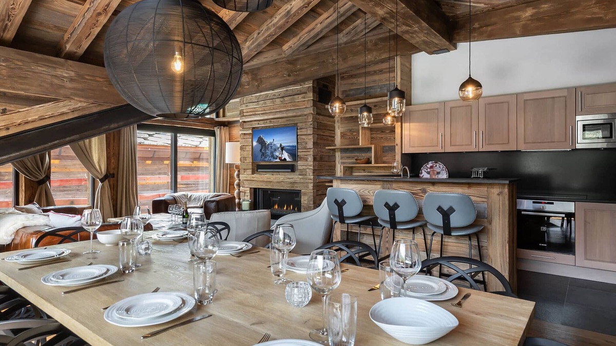 Val-d'Isere Ski Chalet | Luxurious Chalet with Private Elevator, Hammam, Fireplace, and Stunning Terrace in Val d'Isère