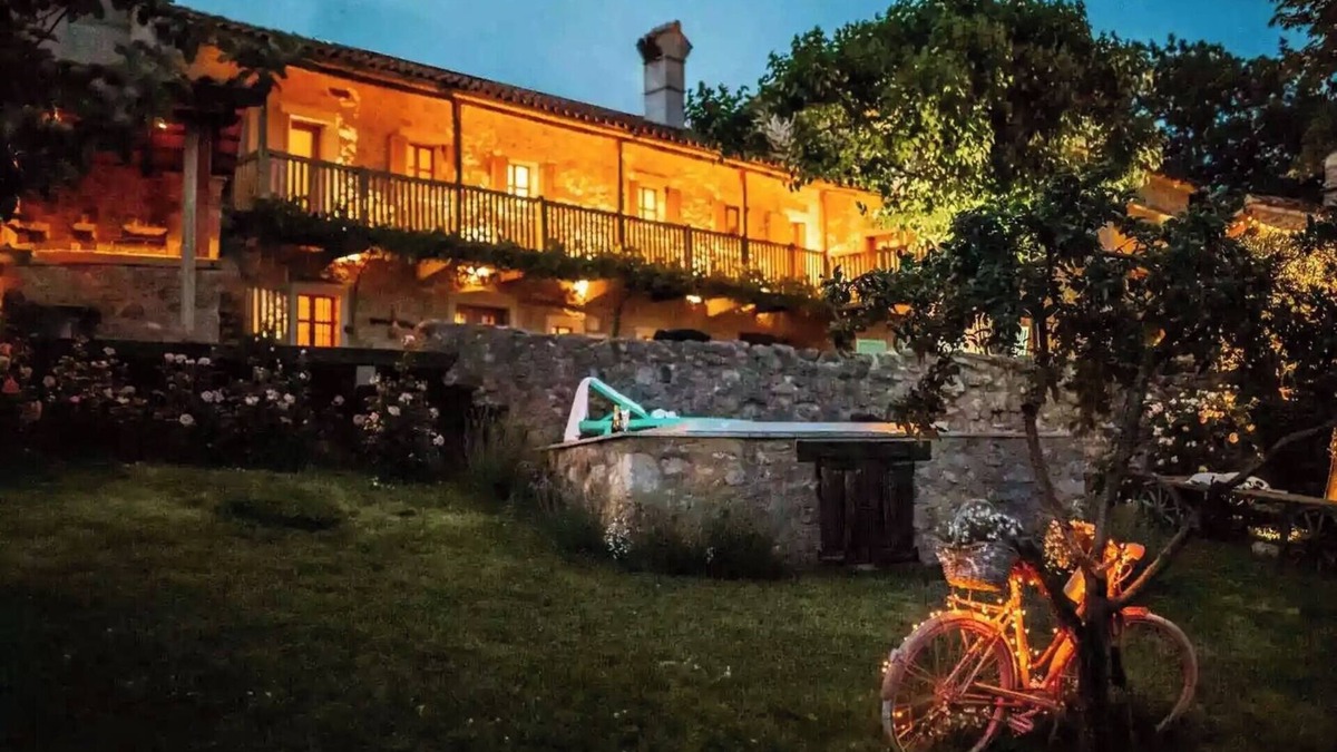 Sezana House | Luxurious Chateau Asa in Sežana