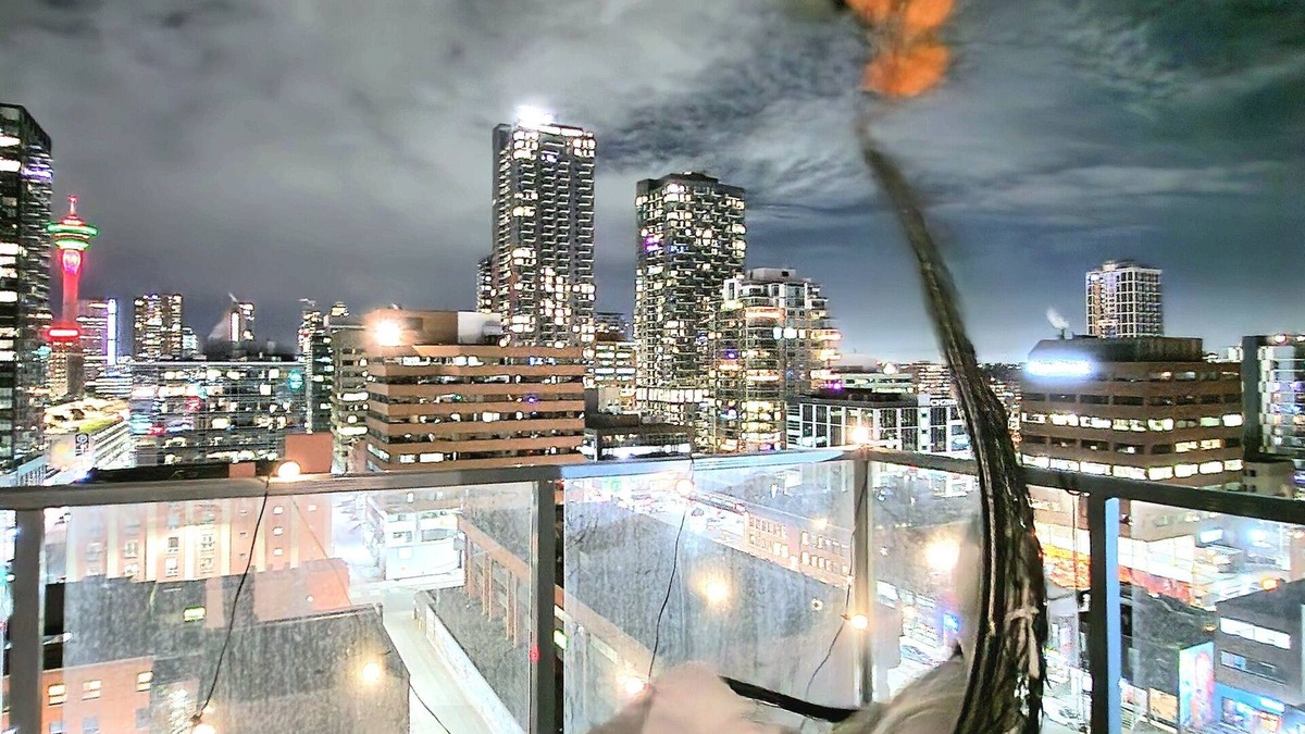 Connaught Condo | Luxurious Condo w/Breathtaking Tower Views | Heart of Downtown