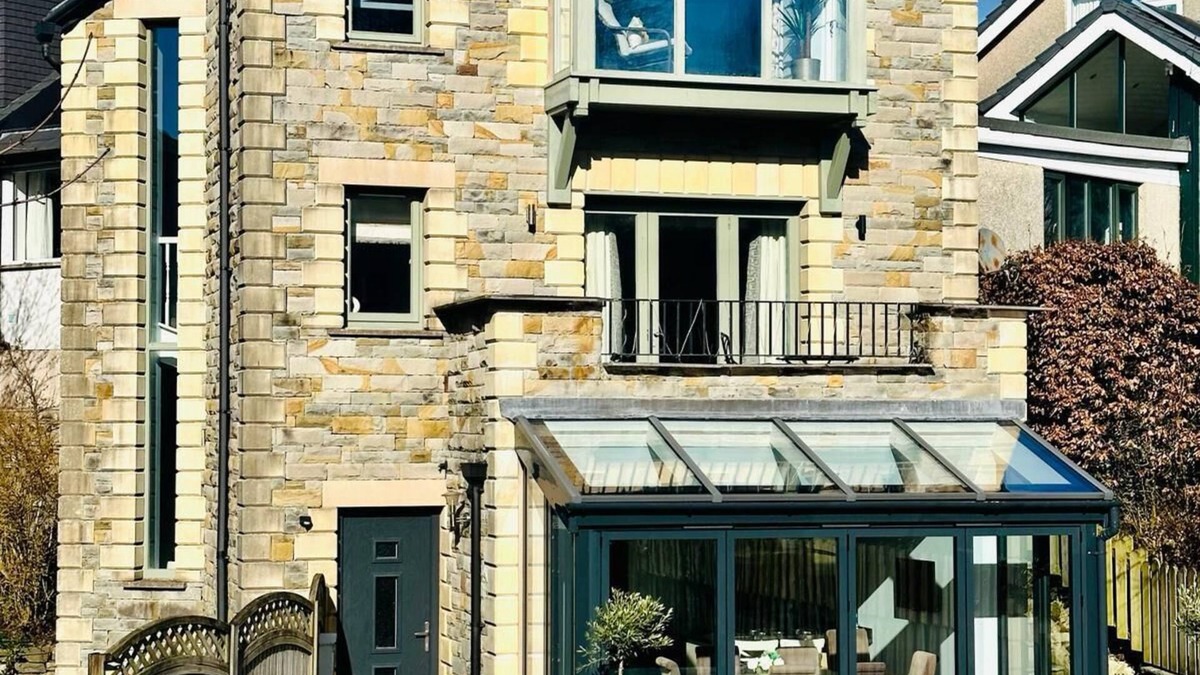 Kirkby Lonsdale House | Luxurious, Contemporary Detached Holiday Home on a quiet cul-de-sac