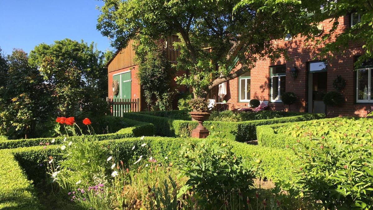 Loxstedt House | Luxurious country house right on the dike and beach